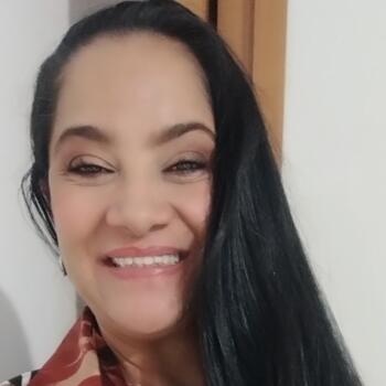 Babysitter in São Paulo (São Paulo): Renata
