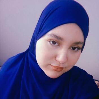 جليسة أطفال في أريانة: Nermina