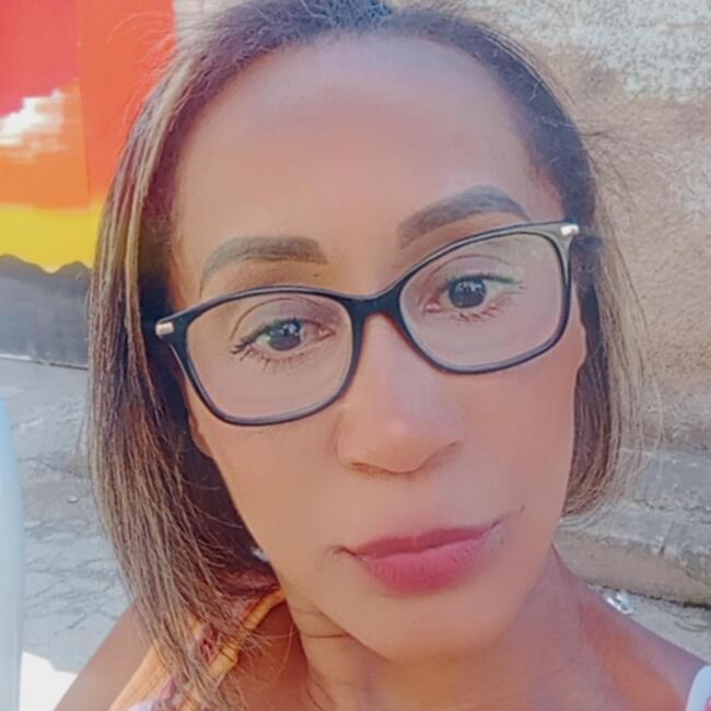 Babysitter in Balneário Camboriú: Maria