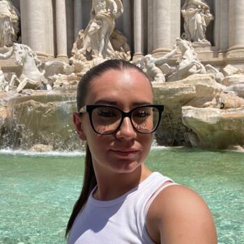 Babysitter Roverbella: Giulia