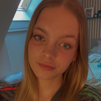 Babysitter in Herbignac: Livia