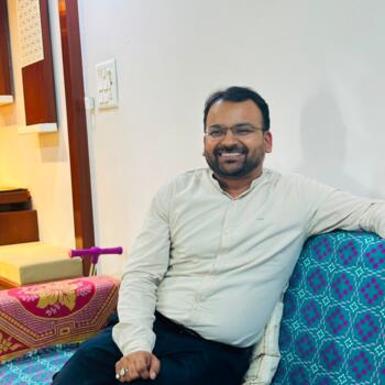 Babysitting job in Greater Noida: babysitting job Amrit