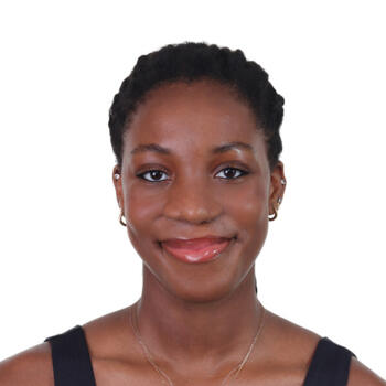 Babysitter in Singapore: Tara