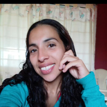 Babysitter La Plata: Milagros
