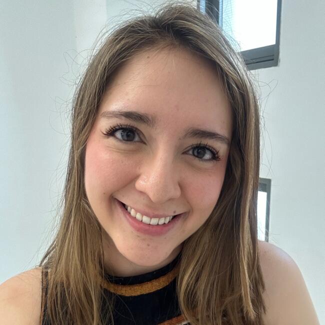 Babysitter in Alicante: Andrea