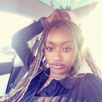 Babysitter in Glenview (Illinois): Sade