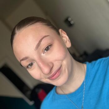 Babysitter in Limoux: Alexia