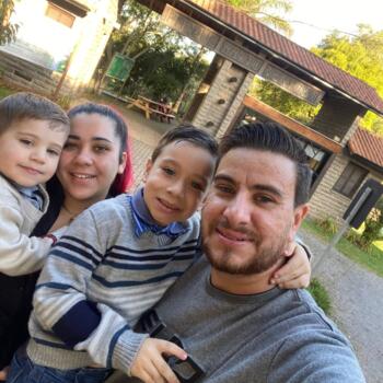 Emprego de babá em Caxias do Sul: emprego de babá Naiade