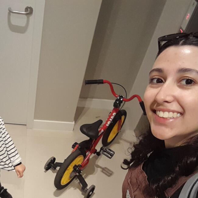 Babysitter in Itajaí: Mirella