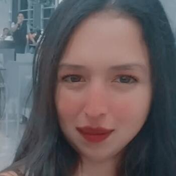 Babysitter in Quito: Alexandra