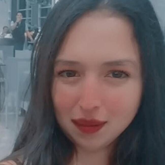 Babysitter in Quito: Alexandra