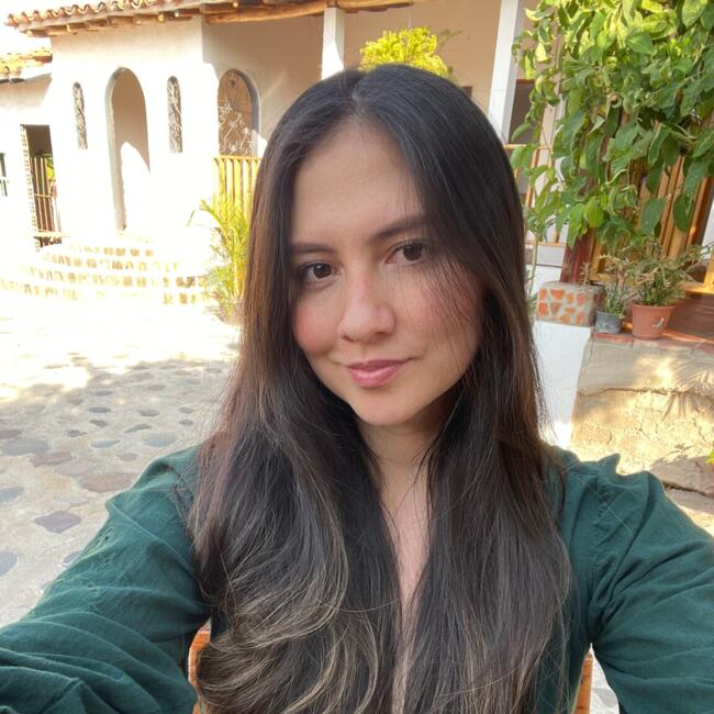 Trabajo para niñera en Guadalajara de Buga: Angela