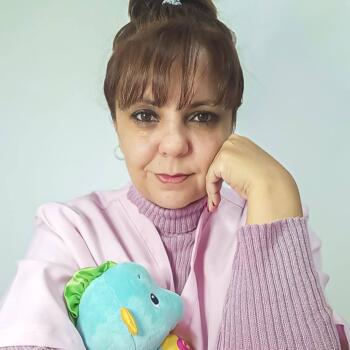 Babysitter in São José dos Pinhais: Daiane