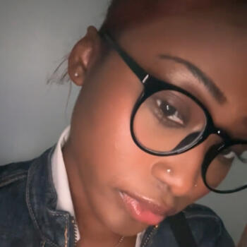 Babysitter in Bridgeport: Soriyah