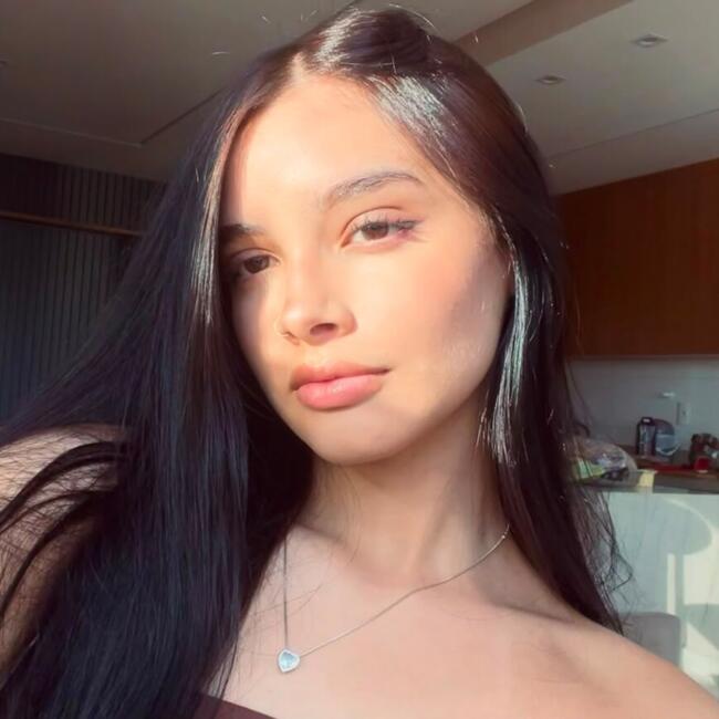 Babá em Goiânia: Ana Vitória Oliveira 