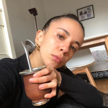 Babysitter Perth: Brenda