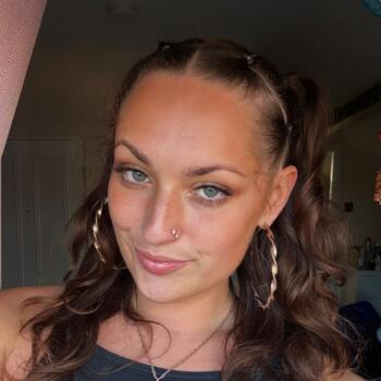 Babysitter in Redditch: Megan