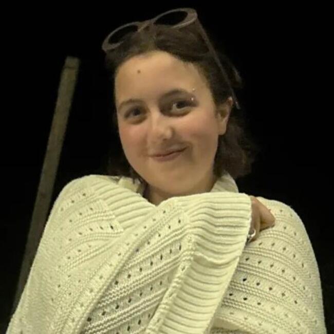 Babysitter in Paris: Eden