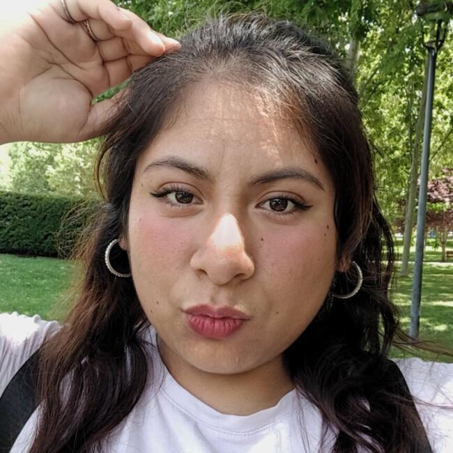 Canguro en Madrid: Adriana Aracelly