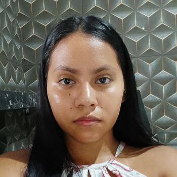 Babysitter Manaus: Kamily