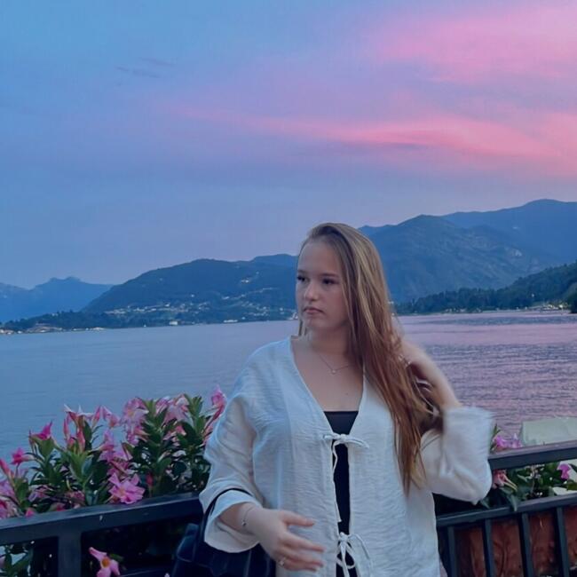 Babysitter in Saint-Maurice: Maelys