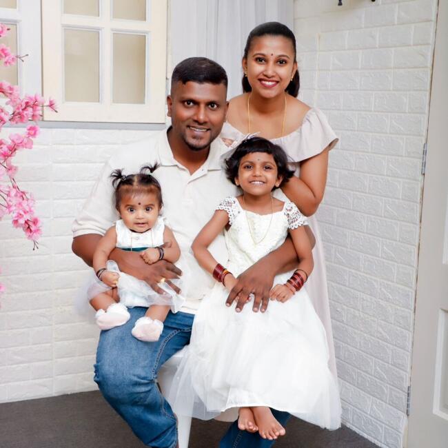 Babysitting job in Bandar Puncak Alam: Surendaar