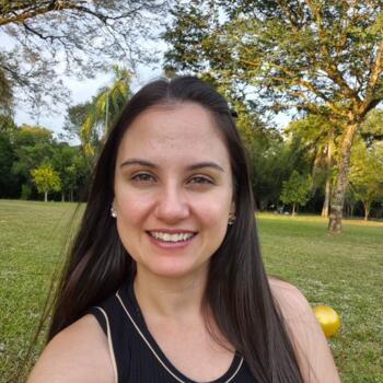 Babysitter in Francisco Beltrão: Milena