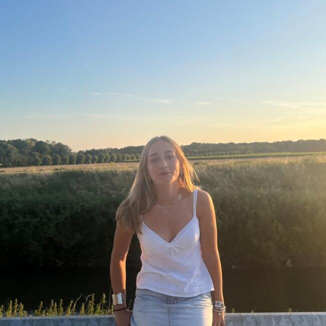 Babysitter in Tremelo: Elise