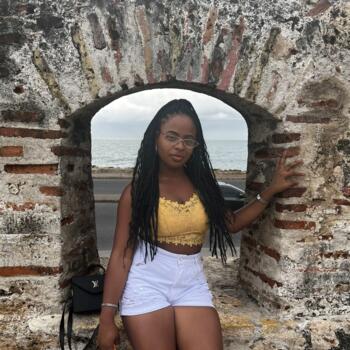 Babysitter in Cartagena: Angelica