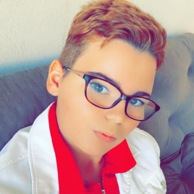 Babysitter in Le Bouscat: Cinthya