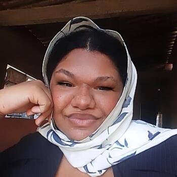 Babysitter in Guarujá: Karisa