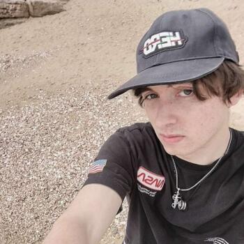 Babysitter in La Madeleine: Sacha