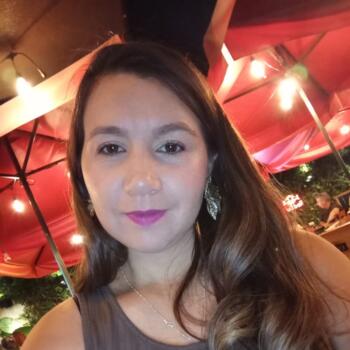 Babysitter Linares: Carla