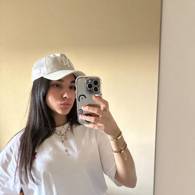 Babysitter in Porto-Vecchio: Ikram