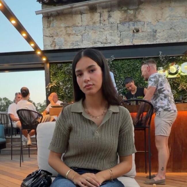 Babysitter in Porto-Vecchio: Ikram