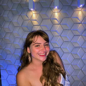 Babysitters in Uberlândia: Giovanna