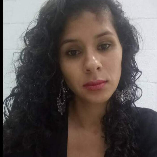 Emprego de babá em São Gonçalo do Rio Abaixo: Diana
