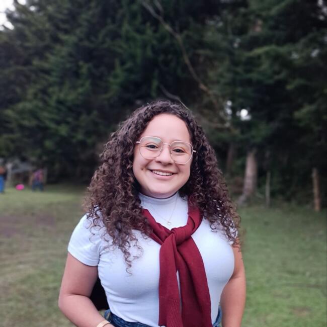 Niñera en Alajuela: Valeria