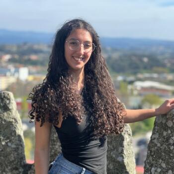 Babysitter em Porto: Ines