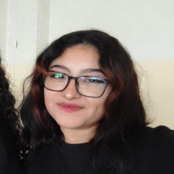 Babysitter San Salvador: Alison Tatiana