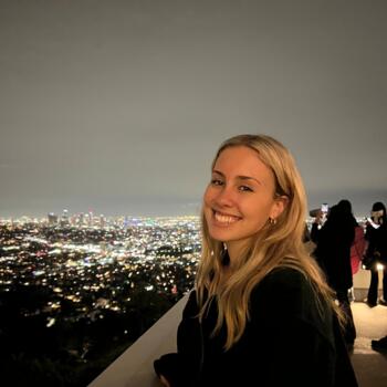 Babysitter in Thousand Oaks: Samantha