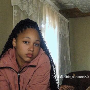 Babysitter Port Elizabeth: Sihlesethu