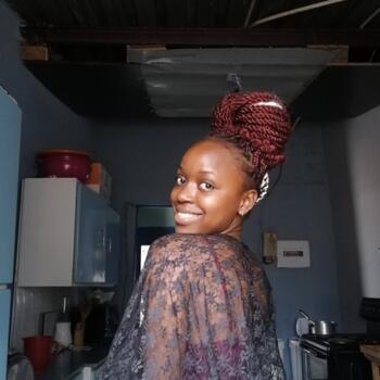 Babysitter in Mabopane: Louisa