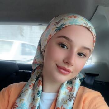 Babysitter in Algiers: Yasmine