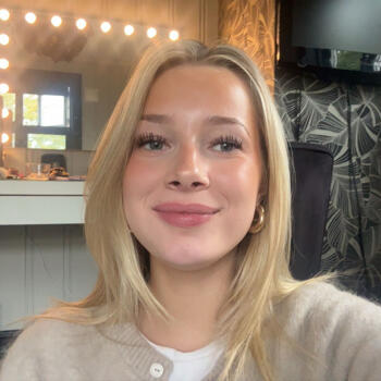 Babysitter in Oslo: Inez