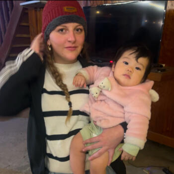 Babysitter in Gold Coast: Holly
