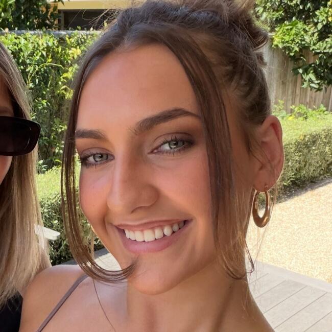 Babysitter in Mount Maunganui: Pippa