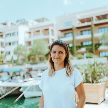 Niñera en Toronto: Derya