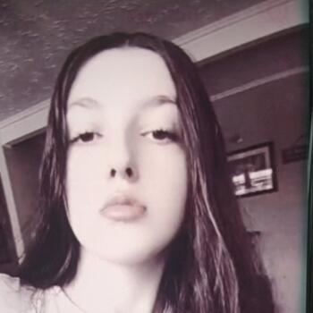 Babysitter in Havelock: Amanda