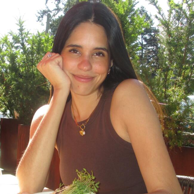 Baby-sitter in Vancouver: Majo